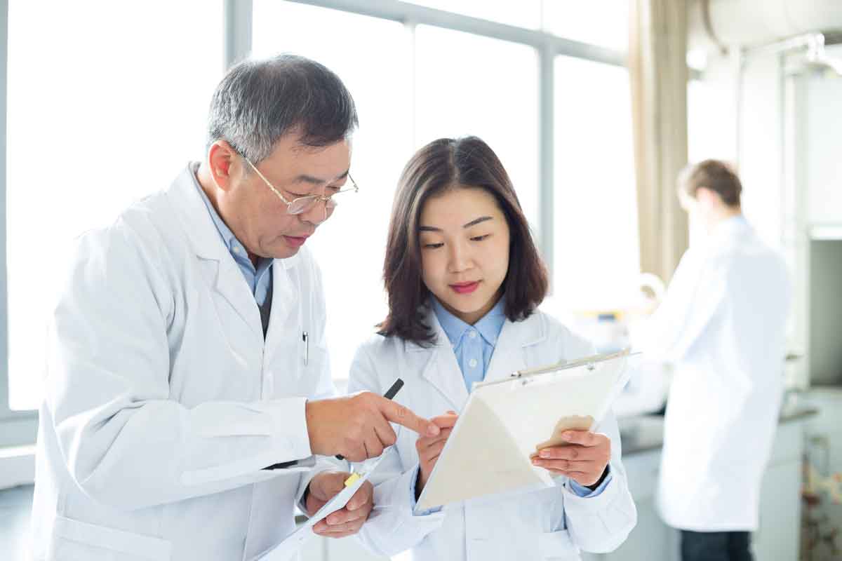 Doctor Examine
